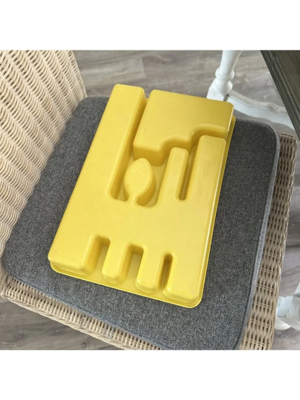 Vintage Rubbermaid Silverware Tray 2921 Yellow Plastic Mid Century